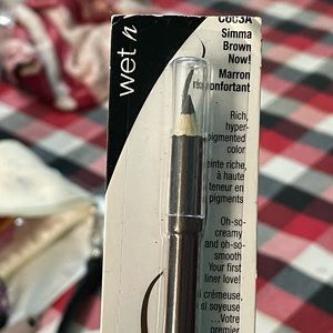 Wet n Wild eye liner new
